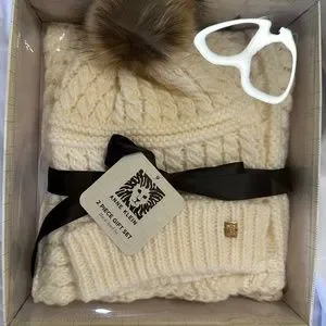 Anne Klein Cream Knit Hat and Glove Set with Pom Pom Anne Klein Knit Hat Beanie Cream Cable Knit Faux Fur Pom Pom  main image 2